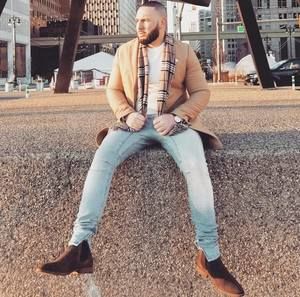 Meet your Posher, Farag